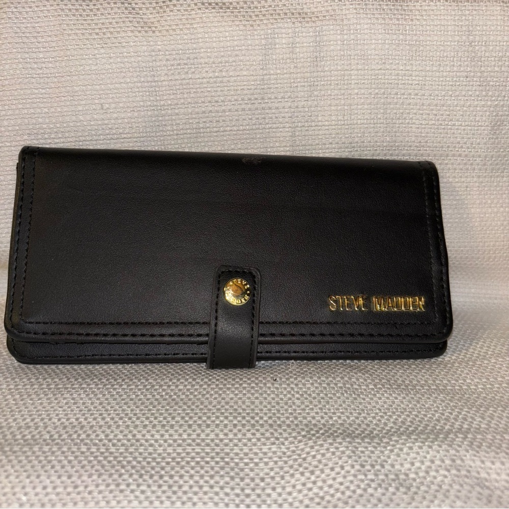 Steve Madden Ballen Black Bifold Wallet Card Case
